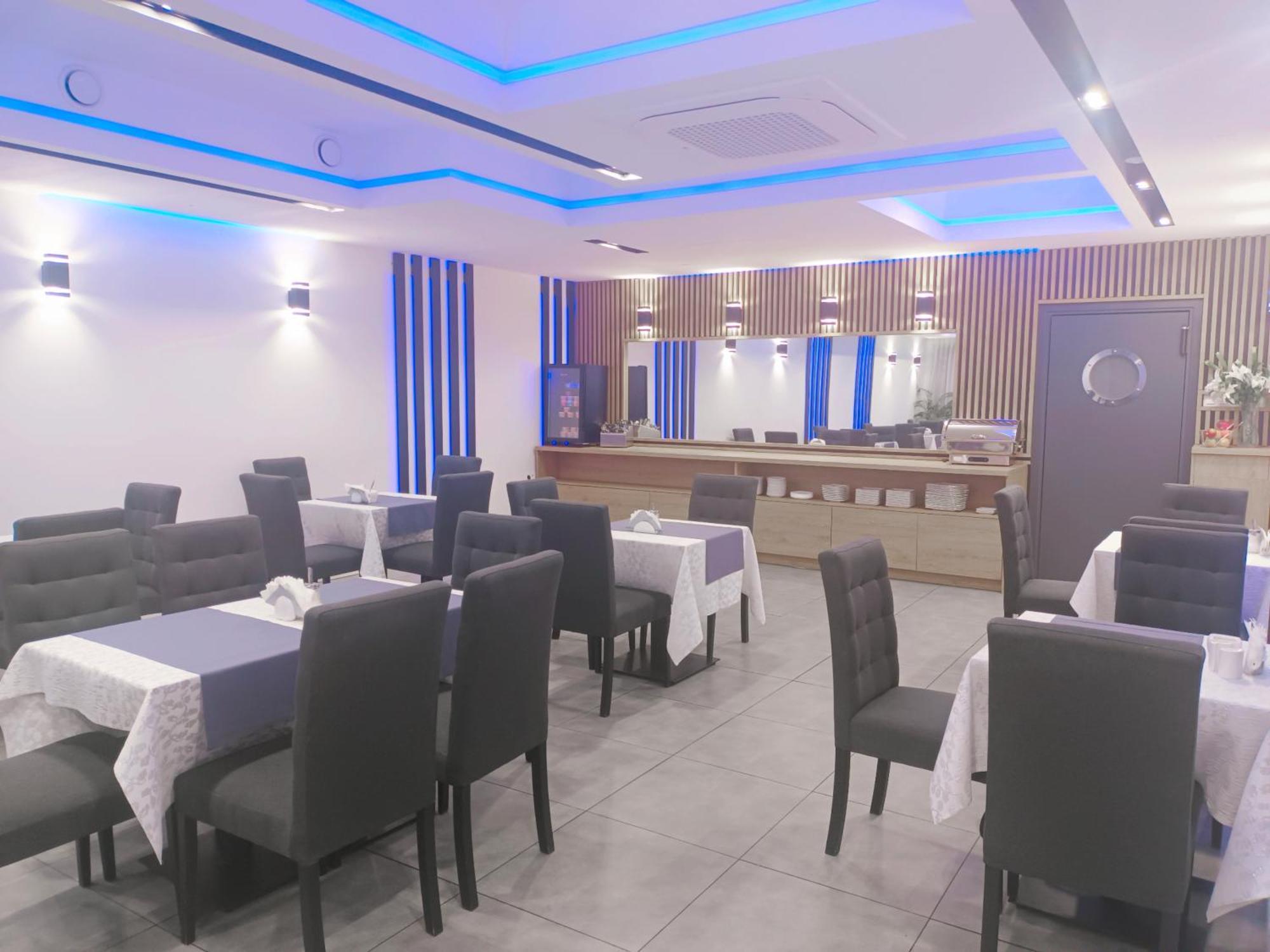 Hotelik & Restauracja Amber Raszyn Εξωτερικό φωτογραφία